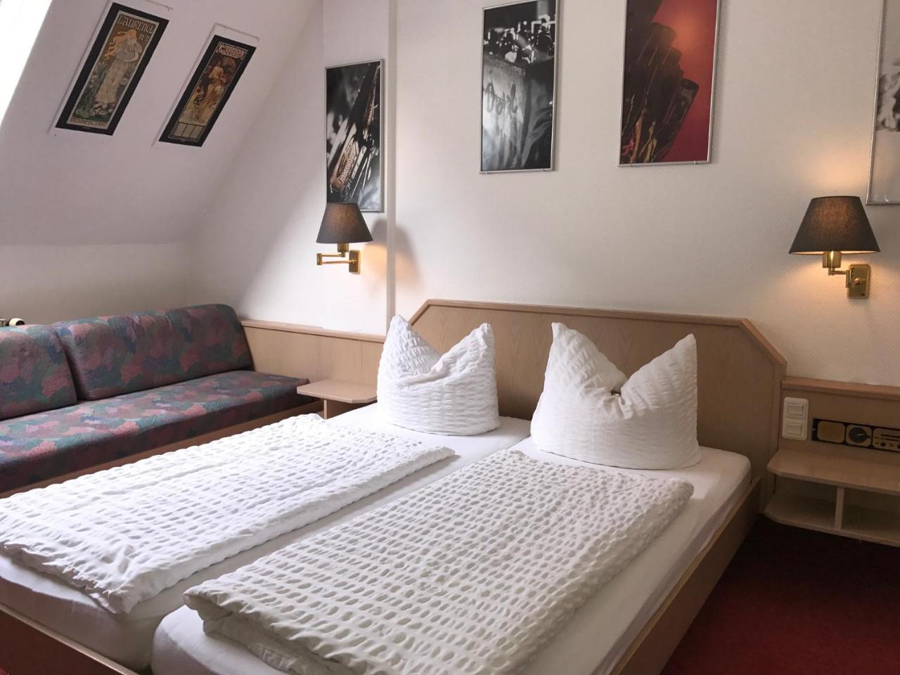 Hotel-Landgasthof Gruener Baum - Dittigheim Tauberbischofsheim Εξωτερικό φωτογραφία